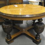 599 1004 COFFEE TABLE
